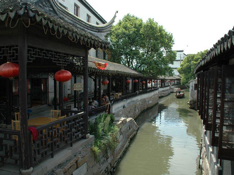 都说“有事钟无艳，无事夏迎春”，这句话是什么意思？游戏画面